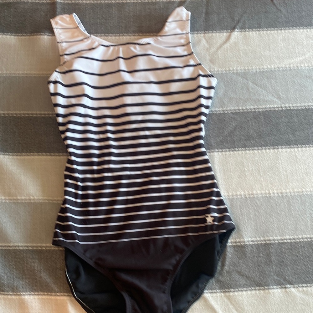 Gymnastics Leo